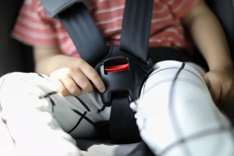 Taxi con Sillita para Bebé en Barcelona – Viaja Seguro con Tu Hijo